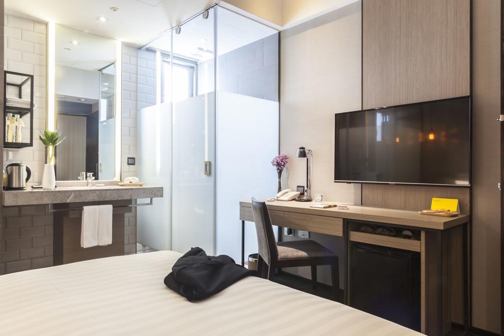 Changyu Hotel Tainan Extérieur photo