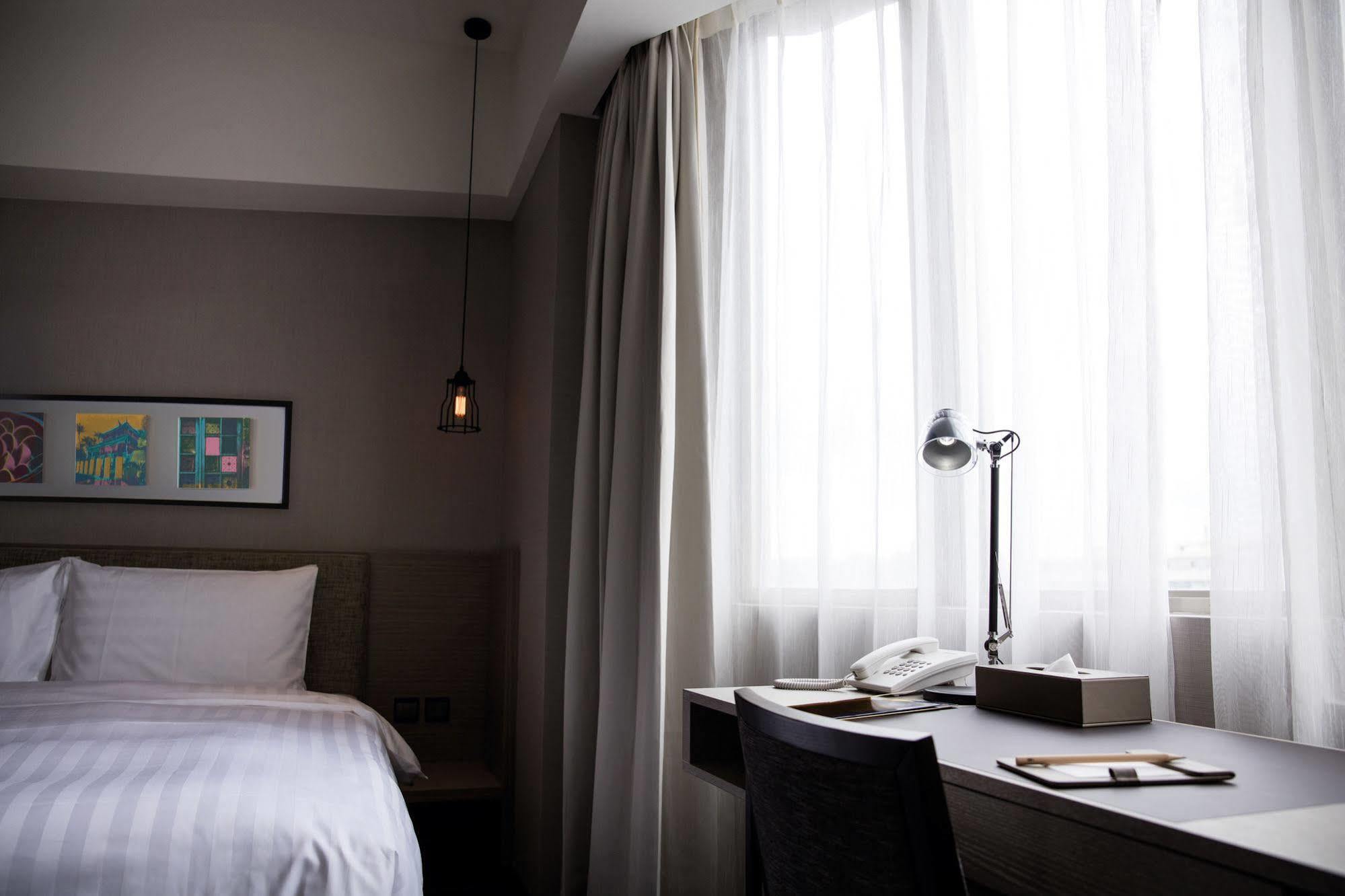 Changyu Hotel Tainan Extérieur photo